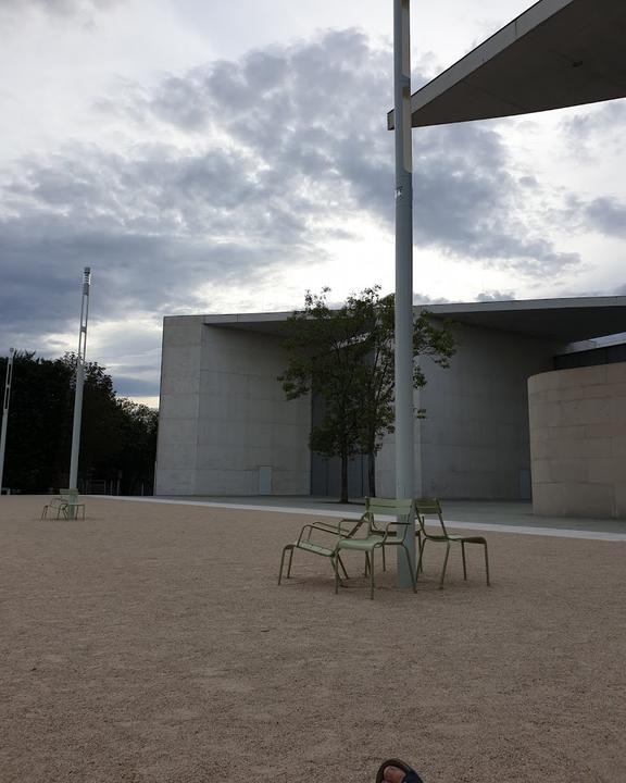 Cafe im Kunstmuseum Bonn